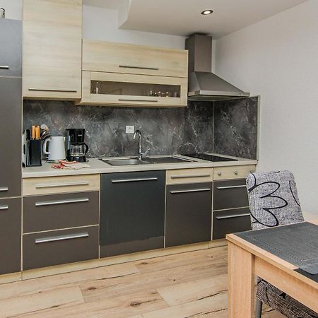 Apartmani Sanja Vir Eksteriør bilde